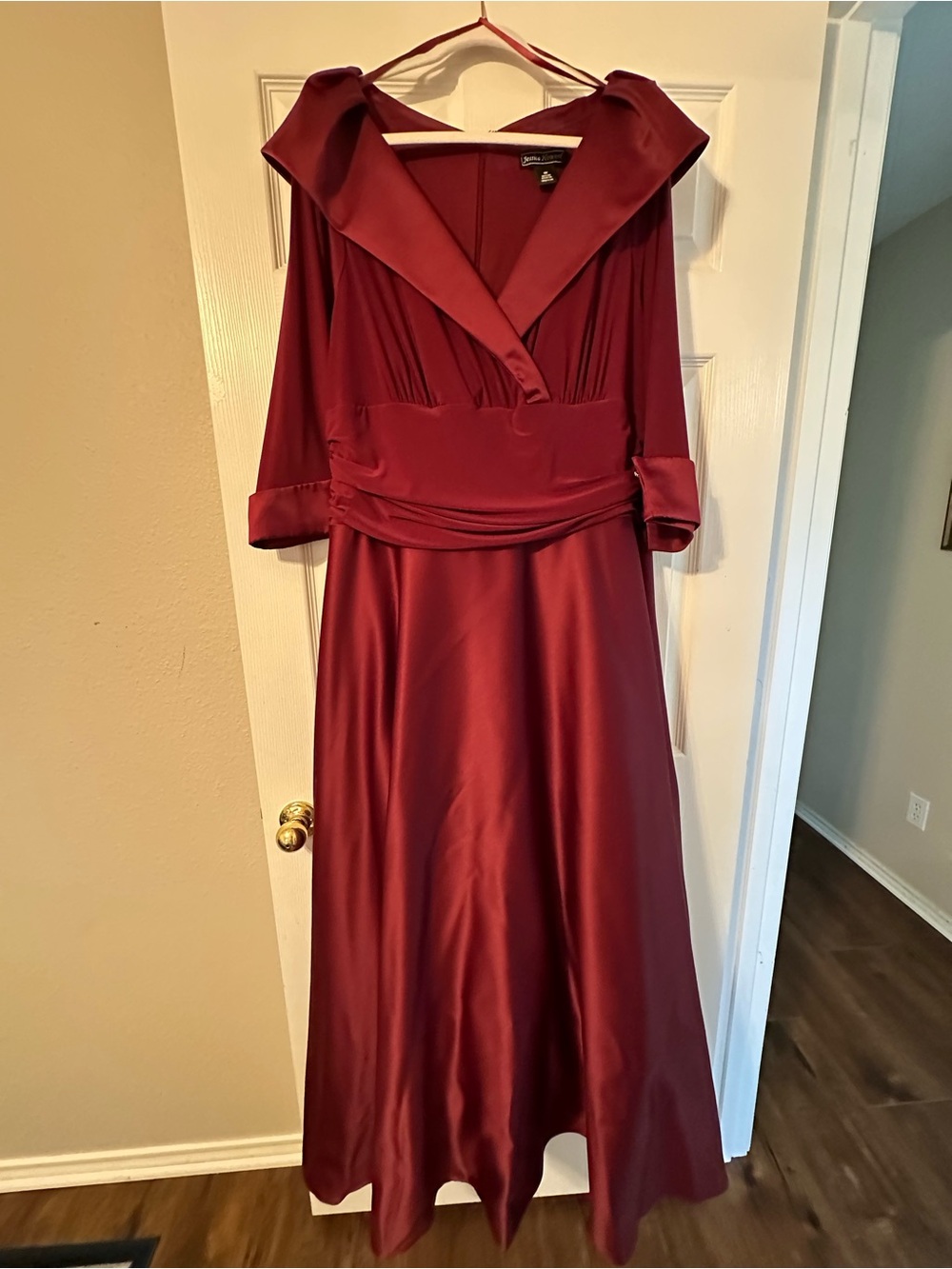 Elegant Jessica Howard Rich Burgandy Satin Evening Dress with Shawl Collar